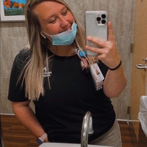 Meet your Posher, Tiffany